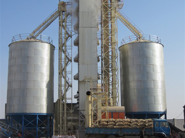 Steel silo
